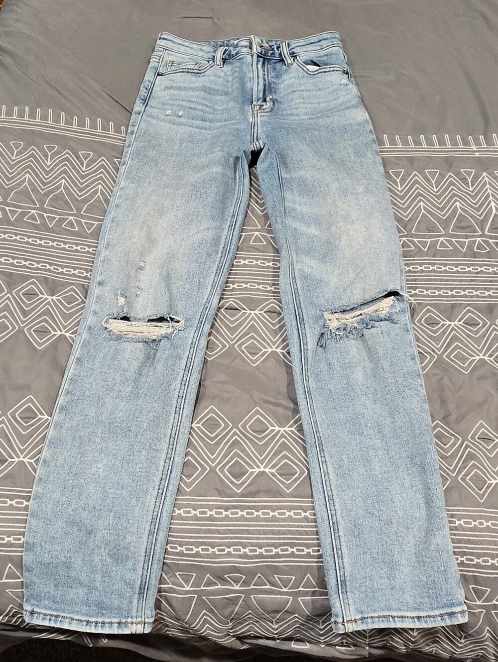 Hidden High Waisted Distressed Mom Jeans Size 25 - Picture 6 of 9